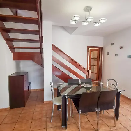 Aeren House Ла-Олива