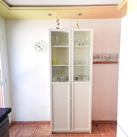 Дом отдыха Aeren House Ла-Олива